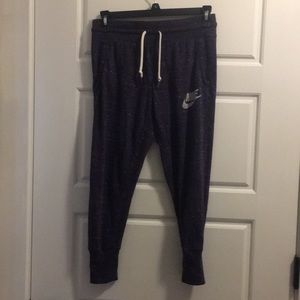 Nike Capri Joggers